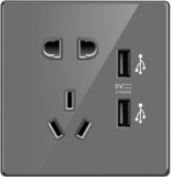 G32-009 五孔带二位USB